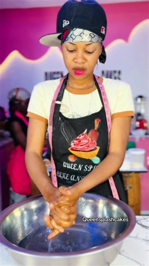 Chacha Glow's Custom Face Cream Cake Delivery