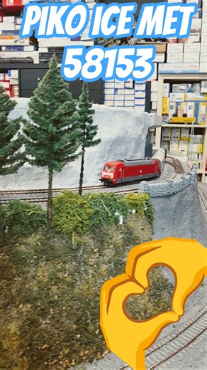 Modelleisenbahn H0 Trainspotting Piko 58153 ICE ‪@PIKOSpielwarenGmbH‬ #moba #shorts ##h0scale #dcc