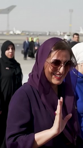 السيدة الجليلة والسلطان هيثم بن طارق