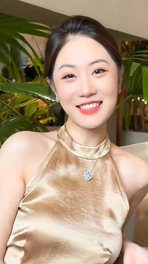 14K views · 1.3K reactions | Sorry, I'm not a casual woman. #lady#women#beauty#beautiful#pretty#grace#elegant#sexy#Chinese#Asian#girl#restaurant#eating#cooking#singing#fine#good | Chinese girl | Facebook