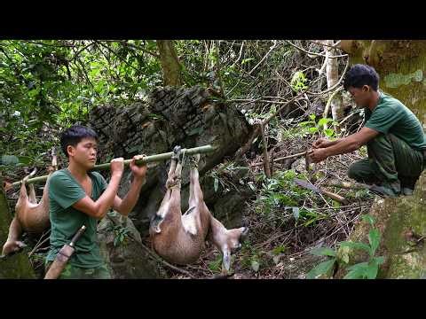 Tracking Wild Goat Traces & Building Smart Traps | Solo Wilderness Survival