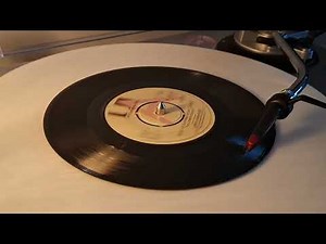 stereo Who's Stuffing Your Turkey This Christmas? - Larry Grayson