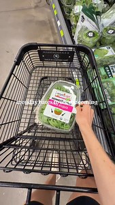 SUNDAY GIVEAWAY 🧑‍🍳🍳🥬🥦🥑🫐🥕🥝 I’m giving away a $150 @wholefoods gift card & 3 months access to my community to one of you so you can prep everything you need for the week 🤍 HOW TO ENTER - like this post & make sure ur following me & @bebalancedco - save this post and repost it - comment PREP - tag 3 friends - share to your story for 10 extra entries WHATS ON THE MENU THIS WEEK 🍳 sexy scramble 🥒 GF pasta salad 🍍chicken pineapple teriyaki #hormonebalance #cortisol #pcosweightloss #hormo