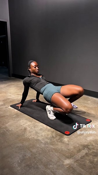 Key Stretches for Daily Recovery and Flexibility