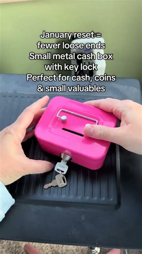 This small metal cash box with lock is perfect for January organization