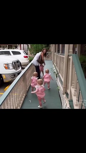 Season 2, Episode 5 - This Little Quint Stays Home - part 5 #TLC #outdaughtered #busbyfamily #busbygirls #busbyquints #adambusby #rileybusby #blakebusby #parkerkatebusby #oliviabusby#avabusby | Christine & Janelle Brown Sister Wives Fan Forever