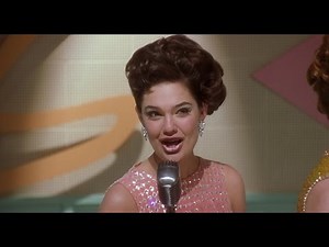 How David Lynch Messes With Your Head in 'Mulholland Drive'