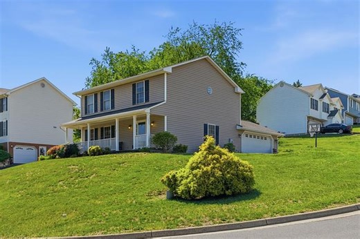 1623 Bush Farm DR, Vinton, VA 24179 | Estately 🧡 | MLS# 927420