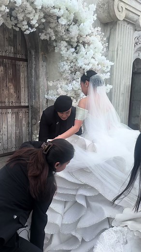 Fairy Godfather / Fashion Designer Duties!!! 😉🪄☀️⭐️🌟✨💫🤍 Making sure that every Bride looks perfect to the T! As a Fashion Designer, I never impose but instead listens to every bride client’s vision. My job is to make that vision come to life, amplify the idea and add a touch of Magic!☀️🤍😊🪄🌟⭐️💫✨ It’s always a Joy to Deliver a Bride to Her Happy Ever After 😊🤍☀️🌟⭐️💫✨ 🤍💎👰🏻💎🤍 @realkathmelendez looks every inch of a royalty in this crystallized bespoke @leoalmodal Bridal Masterpiec