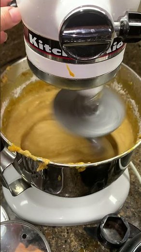 How to mix bread 🍞 flour