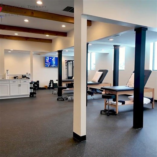 Before you choose a clinic, see this #physicaltherapy #care