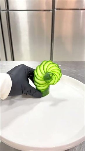 Master the Art of Cucumber Cutting and Plating - Easy & Creative