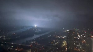 🚨💥 Take a look. Here’s an aerial view of the power flashes in West Austin. Icy conditions have downed power lines causing power outages. As of 9pm Wednesday, 160k Austin Energy customers are without power. CBS Austin 📹: Jeremy Hopkins via Reddit (Upset_Application210) Remember you can share photos & videos with us anytime: cbsaustin.com/chimein | John-Carlos Estrada CBS Austin