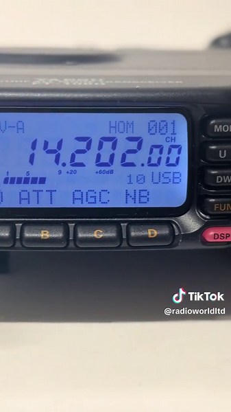 🚀 Small in size, giant on capability — the Yaesu FT-100 packs an entire shack into one legendary mobile rig. 📡🔥 #YaesuFT100 #HamRadio #AmateurRadio #HFRadio #MobileRadio