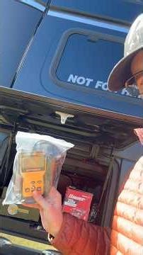 Check Engine Light Came on for our Smart Car. I use a code scanner to troubleshoot #smartcar #rvlife