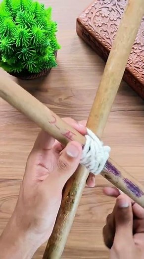 Diagonal lashing | shorts | scouts and guides