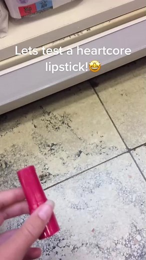 Video's van Essence ✌🏼 (@x..xessencex..x) met i wanna kiss you - .