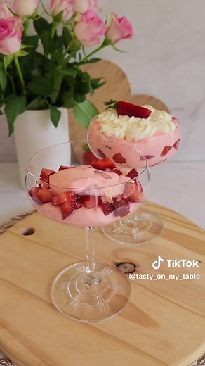 Easy and Budget-Friendly 4 Ingredient Strawberry Mousse