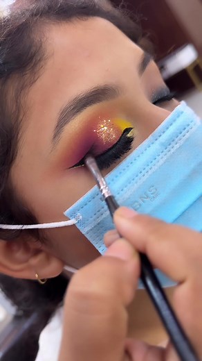 Pro Bridal Mehendi Eye Makeup Tutorial