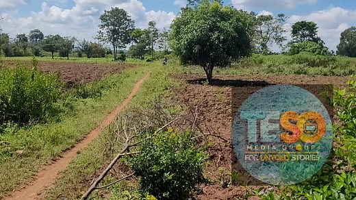 Legendary Female Gospel Singer: Asimo Jennifer