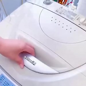 Podajšaj življenjsko dobo pralnega stroja! 🙏 Lasje, živalska dlaka in umazanija lahko zamašijo cevi, zato pri vsakem pranju uporabi filter. 👉 Sedaj 1 1 GRATIS: https://netscroll.ro/lp/1-1washfilter/ | Netscroll România