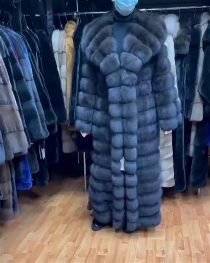 ⚜𝕷𝖚𝖝𝖚𝖗𝖎𝖔𝖚𝖘 𝕭𝖔𝖚𝖙𝖎𝖖𝖚𝖊 𝖄𝖆𝖓𝖆⚜ on Instagram: "✨ Barguzin Sable Fur Coat An icon of ultimate luxury and rarity. Barguzin sable is renowned for its exceptional density, deep natural sheen, and unmatched softness. This coat embodies prestige, refined taste, and timeless elegance — created for those who recognise true value without compromise. 🦊 Rare natural fur 👑 Elite craftsmanship ❄️ Supreme warmth & sophistication #BarguzinSable #SableFur #UltimateLuxury #LuxuryFur #HighEndFash