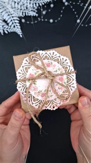 This $0 Paper Doily Makes Any Gift Box Look Expensive 🎁 🤑#thedoilyeffect #fypシ #Romantic #giftidea