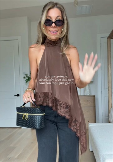 Think I just found my new favorite top… it’s giving Zara and I’m so here for it. Found it on Amazon for $26!!! 🤯 lmk if you want the link 🤎🤎 #amazonfashion #amazonfashionfinds #zarastyle