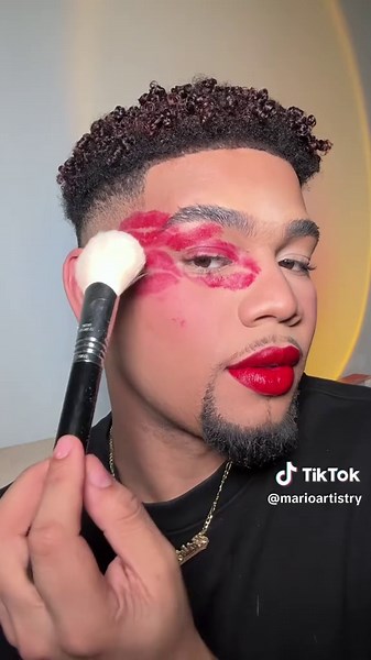 Makeup Tutorial: Creative Valentine's Day Looks