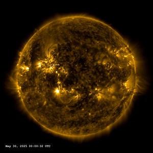 It’s #SunDay! This week’s space weather report includes: · 11 M-class flares · 0 C-class flares · 23 coronal mass ejections · 1 geomagnetic storm This video from NASA’s Solar Dynamics Observatory (SDO) shows the week’s activity. The highlight this week is a stunning M8.1-class flare and post-flare arcade beginning at about 0:26. See [the following post for a close-up GIF of the event. Post-flare arcades are the series of loops of solar plasma that form right after a flare as the region cools dow