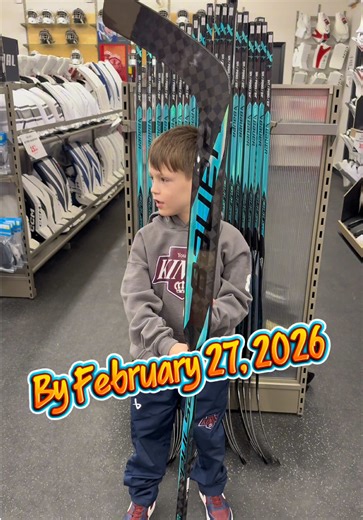 Dad said 250,000 likes a @Colorado Avalanche comment by championship weekend for a @Bauer Hockey Pulse😳🏒 Think we can do it?! #hockeytiktoks #coloradoavalanche #bauer #goalielife #youthhockey