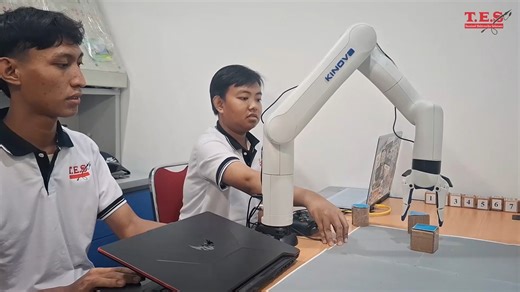 Programming the Kinova Robot (Project #3) Jember State Polytechnic...