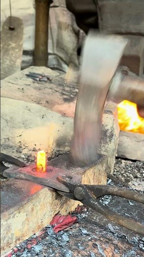 blacksmith short video #hardworkworks #shortvideos #poorpeople #blacksmith