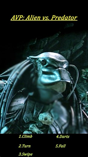 Alien vs. Predator – Man Nearly Crushed by Stone Gate, Predator Throws Dagger