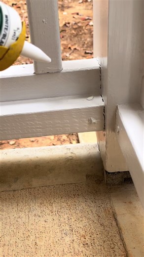 The best caulk smoothing tool on the market used by both DIYers and professionals. Why wear out your finger? Just use mine! #diy #tools #homeimprovement #christiantiktok #construction