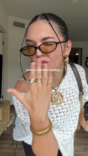 It’s a poncho summer🤌