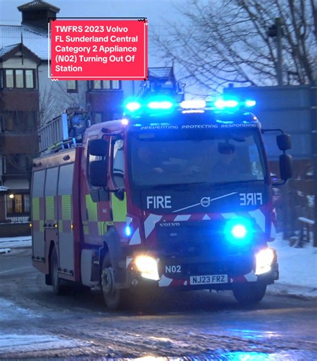 #tyneandwearfireandrescueservice | (23) 2023 Volvo FL (Sunderland Central) Category 2 Appliance (N02) Seen Responding Out Of Sunderland Central Fire Station On Blue Lights and Sirens Towards Pallion. —————— • Sony AX53 —————— VRM: NJ23 FRZ #fyp #foryoupage #viralvideo