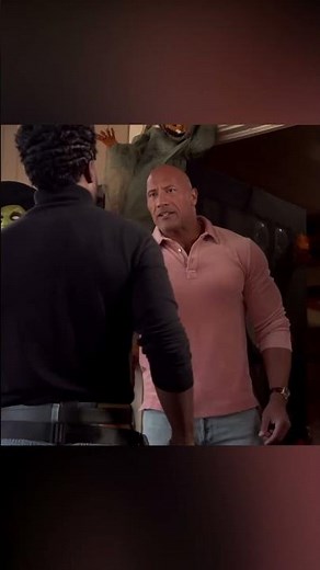 Kevin Hart SHOCKS Dwayne Johnson with Hilarious Halloween Look 😂