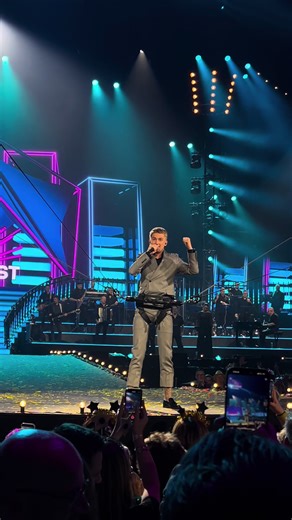 100% met mart en er word een klein biertje gegooid #marthoogkamer #fy