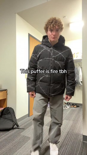 Embroidered barbed wire pattern is so nice