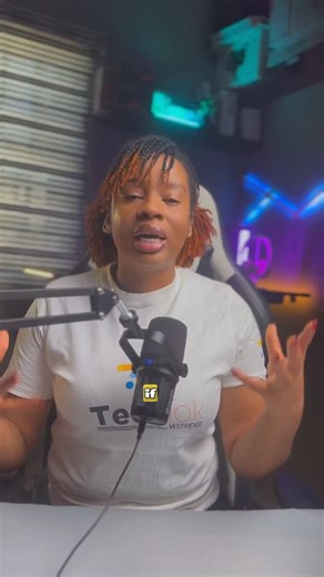 Doreez on Instagram: "Did you know about this iPhone storage hack? #techtokwithdee #explore #fyp #iphone #storage"