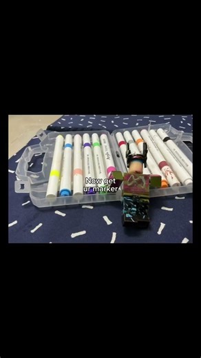 How to make custom figures #bome#roblox#customfigurines#rblx#robloxfigures#shedletsky#kfc#wgitachi