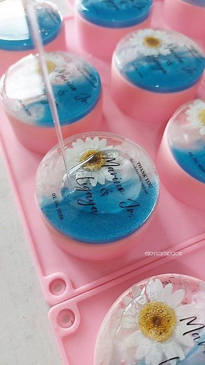 Doming... #resinsmallbusiness #resinwithme #resinforbeginners #resinhacks #resintips #smallbusinesslove #gift #smallbusinessbigdreams #smallbusinessph #handmade #handmadewithlove #handmadecrafts #fbreelsfypシ゚viralシ | Ejoy's Art Space