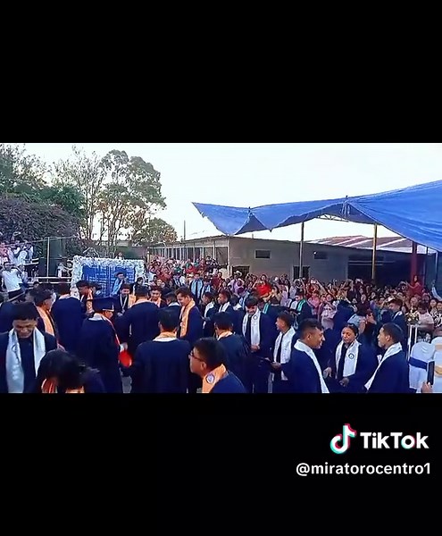 Felicidades 💐 graduados #paratiiiiiiiiiiiiiiiiiiiiiiiiiiiiiii #graduation #virales #honduras