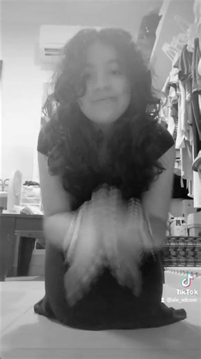 yo js y perdon si me salio mal aaaaa es q no se como hacer este video🥹❤