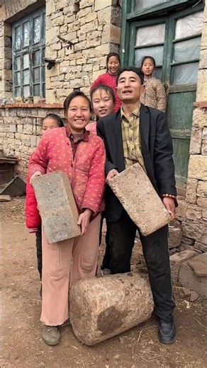 Don’t Judge a Book by Its Cover: Rural Family Edition 💯