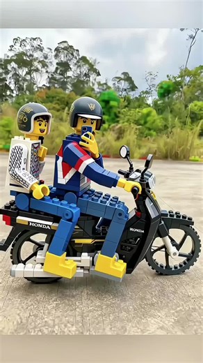 Gawing Lego blocks ang iyong mga litrato gamit ang Hypic at ang viral AI brick filter (AI Lego style photo filter) na sobrang cool ✨📸🎬 Turn your photos into Lego blocks with Hypic viral AI brick filter—it looks amazing! Paalam sa mga boring at madilim na litrato (Dull & dark photos), makuha ang Cinematic at makulay na (Saturated) Lego look agad-agad. Say goodbye to dull, dark photos; get a cinematic glow-up with saturated brick colors instantly. Gawing