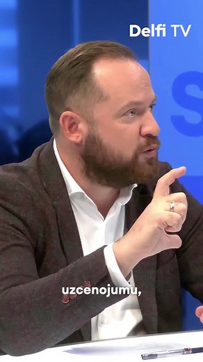 16K views · 71 reactions | Konkurences padomes uzlikto 1,8 miljonu eiro lielo sods tirdzniecības uzņēmumam "Maxima Latvija" nāksies palīdzēt atmaksāt pircējiem, norāda Latvijas Tirgotāju asociācijas valdes priekšsēdētājs Henriks Danusēvičs. Viņš uzsver: "Jebkuras izmaksas agrāk vai vēlāk tiek iekļautas cenā." #SpriedArDelfi #DelfiTV | Delfi.lv | Facebook