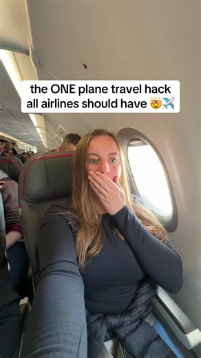 Innovative Phone and Tablet Holder Travel Hack