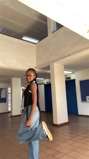 Dresscode#ootd #lipcombo #outfit #unizulustudent